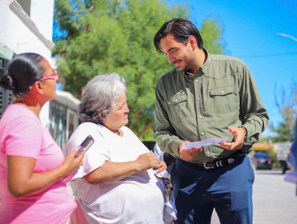 Adoptan en Paseo de Las Flores apoyo del Gobierno de Reynosa – Administración Municipal Reynosa 2021-2024