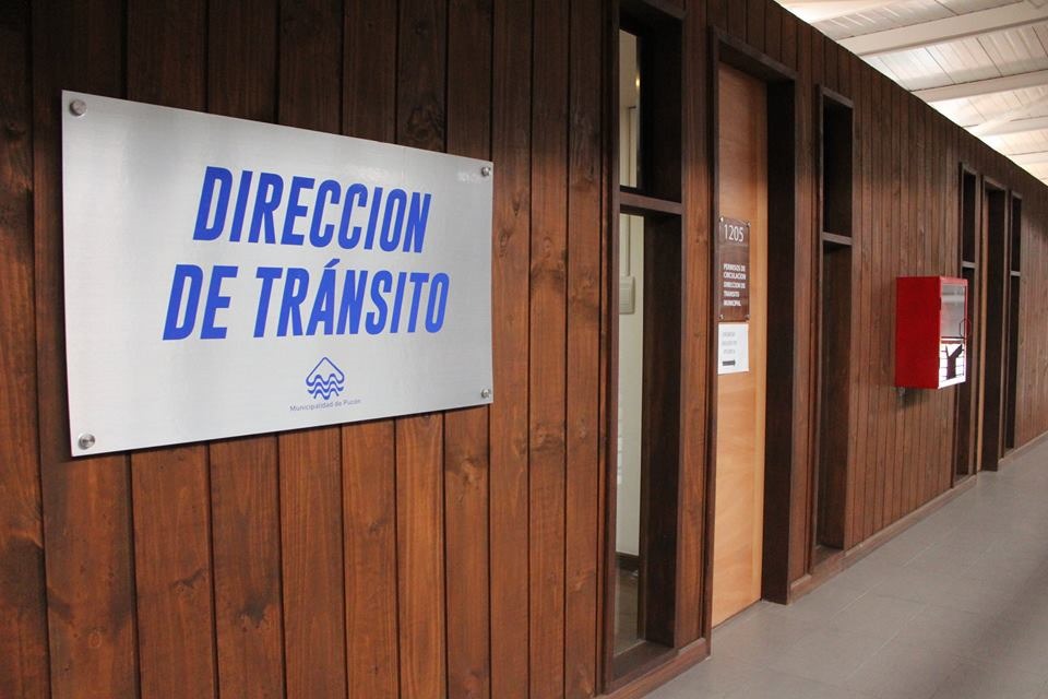 DEPARTAMENTO DE TRÁNSITO DE PUCÓN AMPLÍA COBERTURA PARA RENOVACIONES DE LICENCIAS DE CONDUCIR – Website de la Municipalidad de Pucón