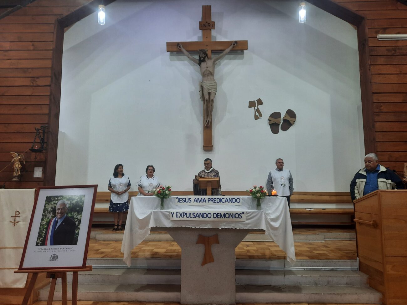 EN PUCÓN SE REALIZÓ UNA MASIVA MISA EN MEMORIA DEL EXPRESIDENTE SEBASTIÁN PIÑERA ECHENIQUE  – Website de la Municipalidad de Pucón