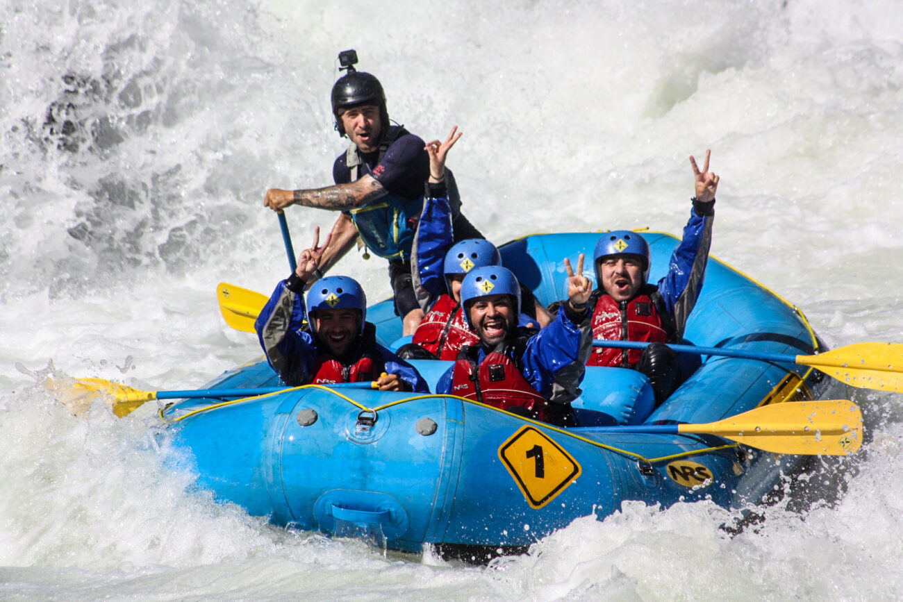 PUCÓN INVITA A VIVIR EL TURISMO DE AGUAS BLANCAS EN ESTE VERANO 2024 – Website de la Municipalidad de Pucón