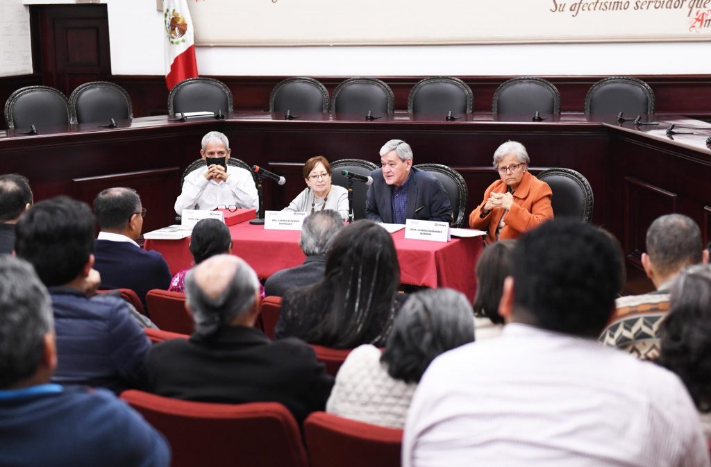 Presentan el libro: “Xalapa la eterna”