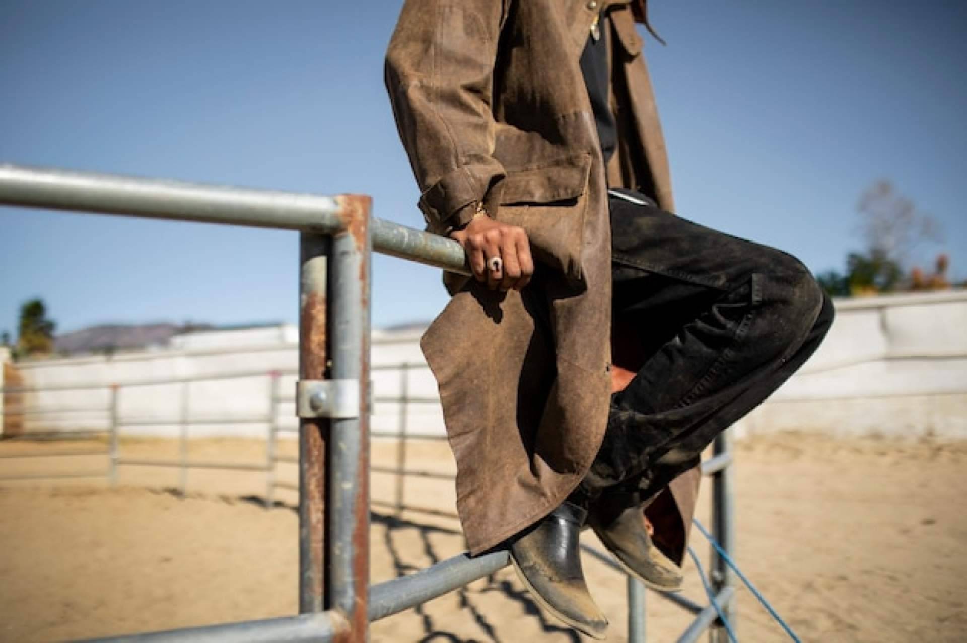 Cómo lucir un estilo impecable con pantalones vaqueros Lamasini