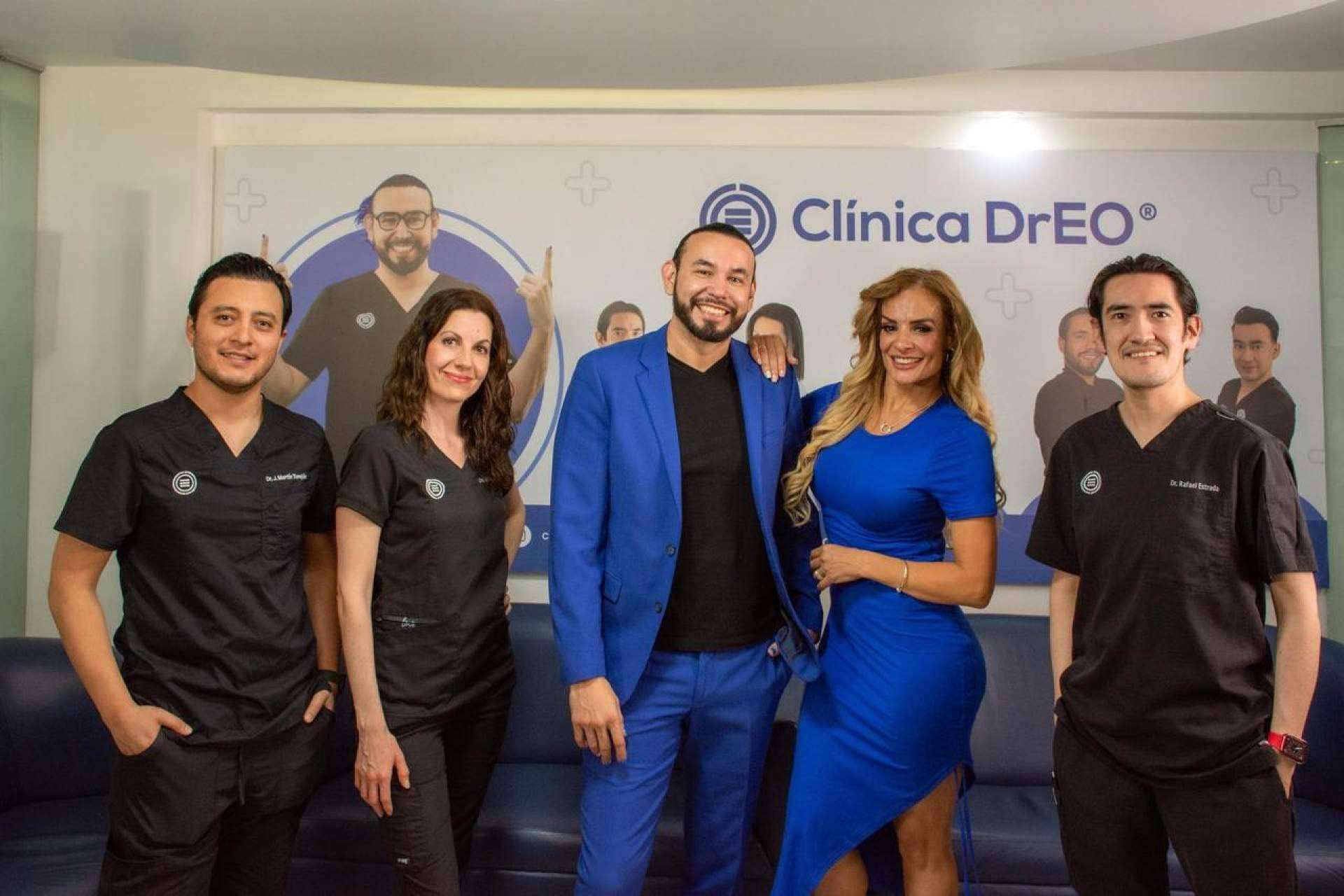 Confianza médica y atención personalizada; el perfil de una clínica reconocida en injerto de cabello